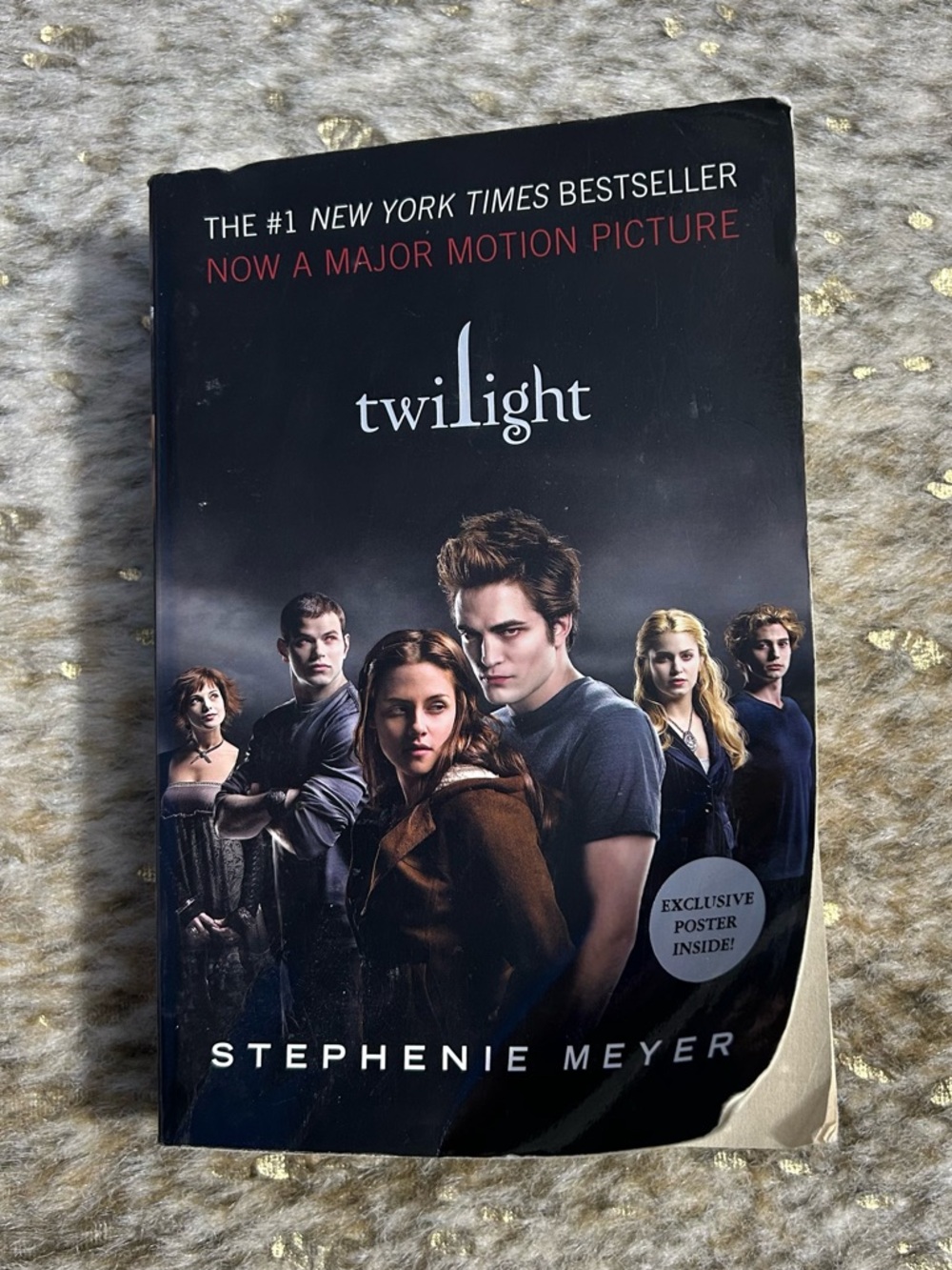 Twilight by Stephanie Meyer Book with Poster